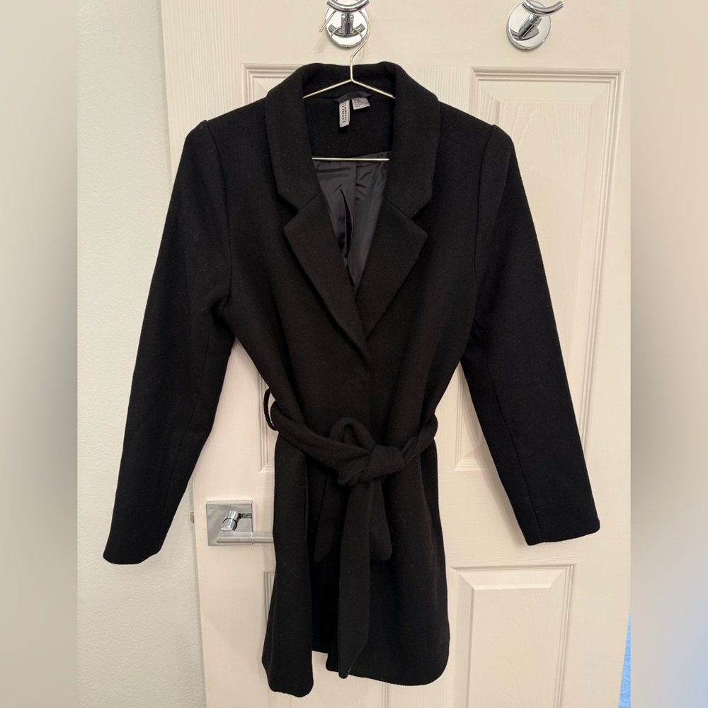 H&M Women’s Classic Black Wool Coat with Tie Belt Size 8